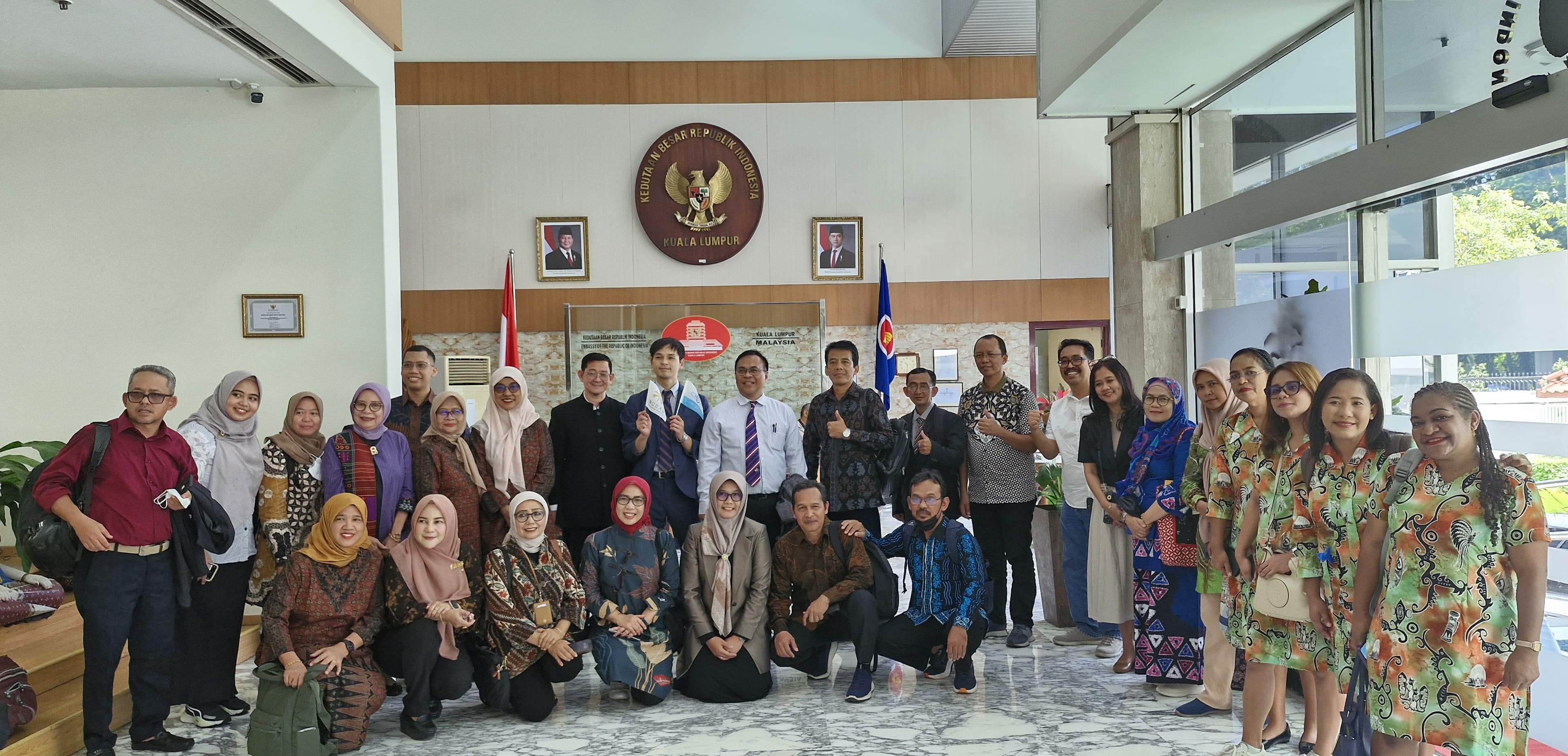 The Development Economics Study Program FEB Collaborates with 5 Foreign Universities