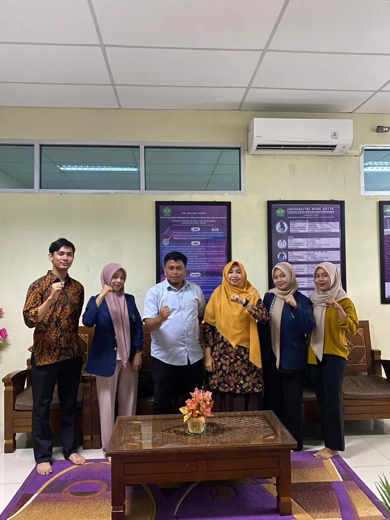 PTIK Study Program of FKIP Bung Hatta University Sends PMM Students to Unilak