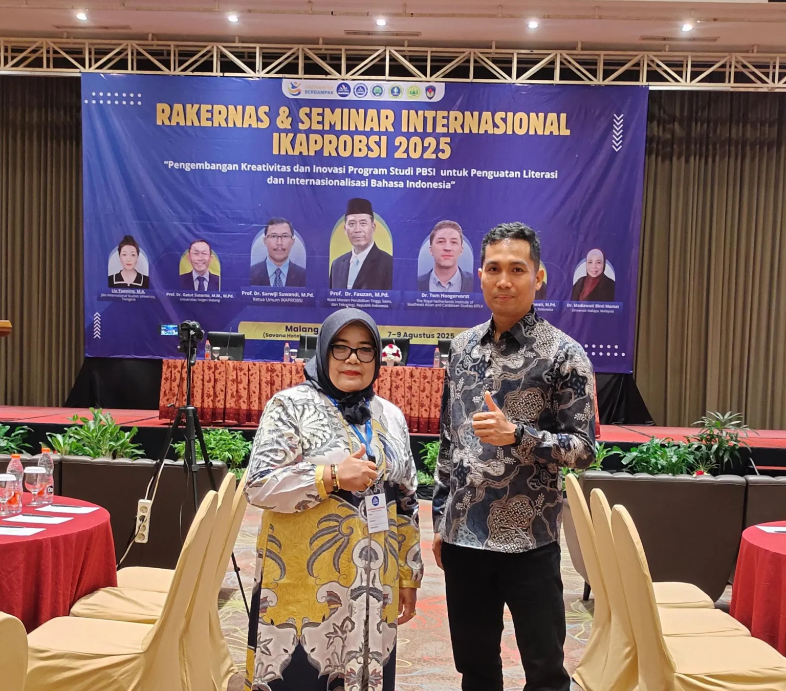 Heads of Indonesian Language and Literature Education Programs at Bung Hatta University Participate in IKAPROBSI 2025 National Working Meeting and International Seminar
