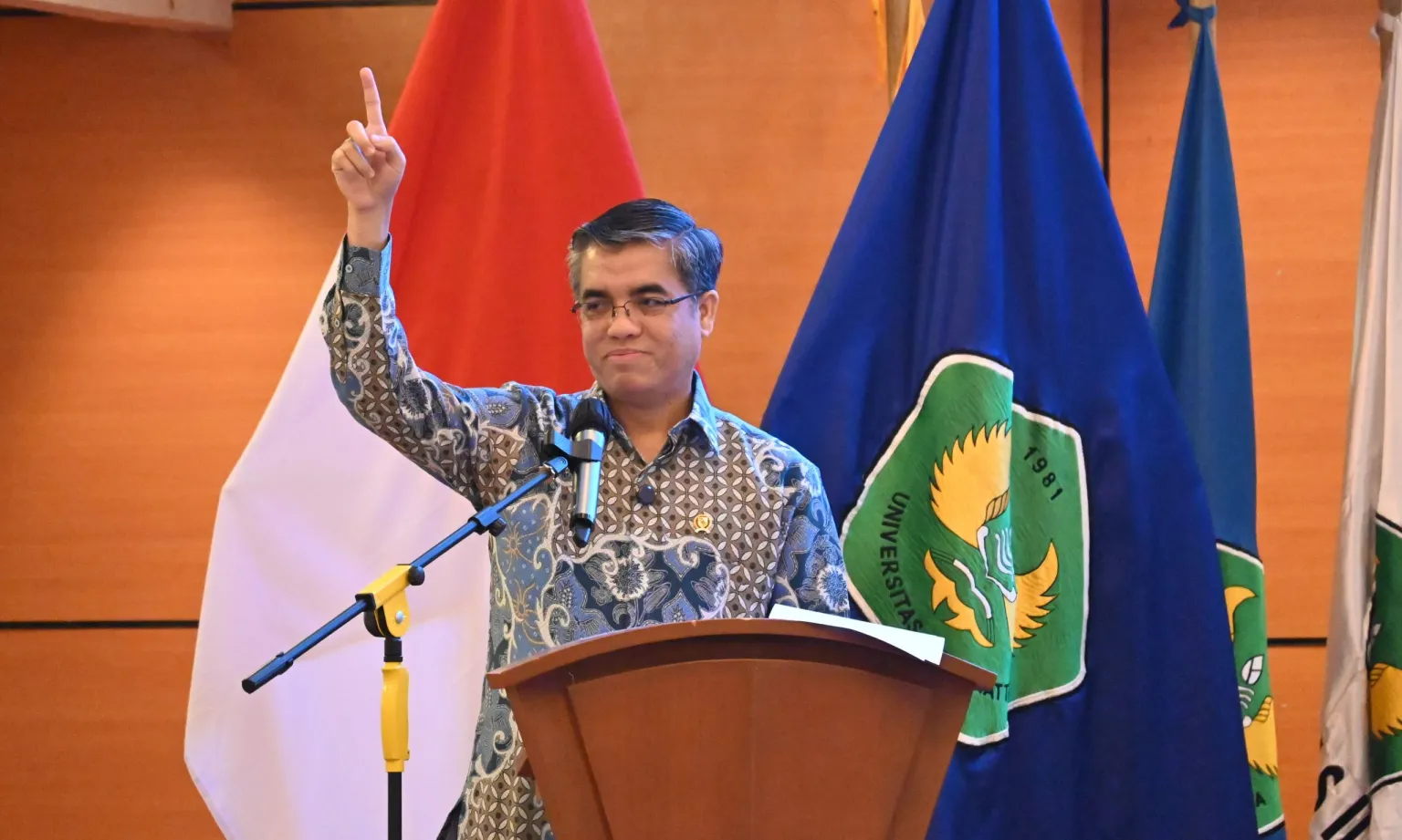 Summary of the Manpower Minister's Public Lecture at Bung Hatta University: Youth Readiness in Facing the Digital Era