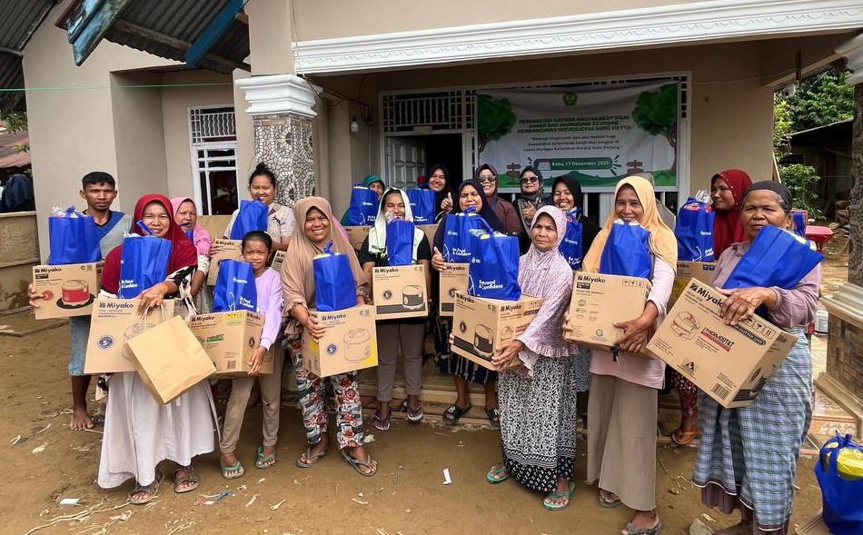 PKM Lecturers of the Faculty of Economics and Business, Universitas Bung Hatta Support Post-Disaster Recovery in West Sumatra
