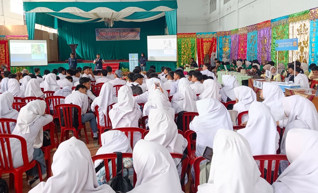 Universitas Bung Hatta Participates in SMAN 1 Batipuh Campus Expo, Promotes Informed Higher Education Choices