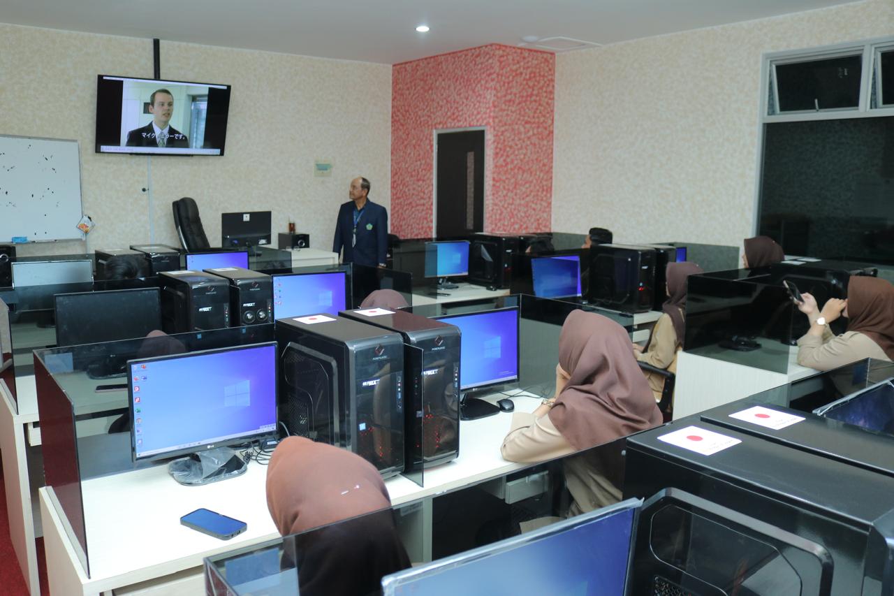 FIB Universitas Bung Hatta Hosts Academic Open House to Inspire Future Students