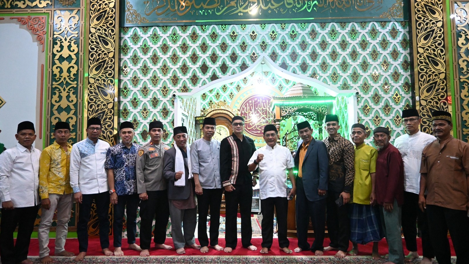 Universitas Bung Hatta Joins West Sumatra Ramadan Safari at Masjid Raya Ismael